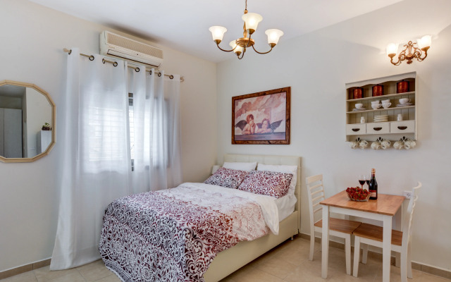 V&V Boutique Apartments Near The Beach