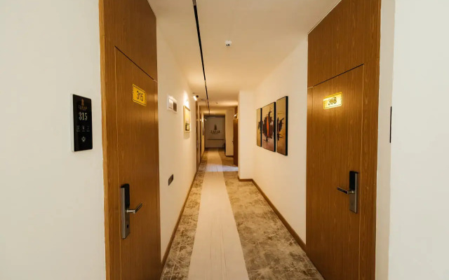 Отель Zafar Plaza