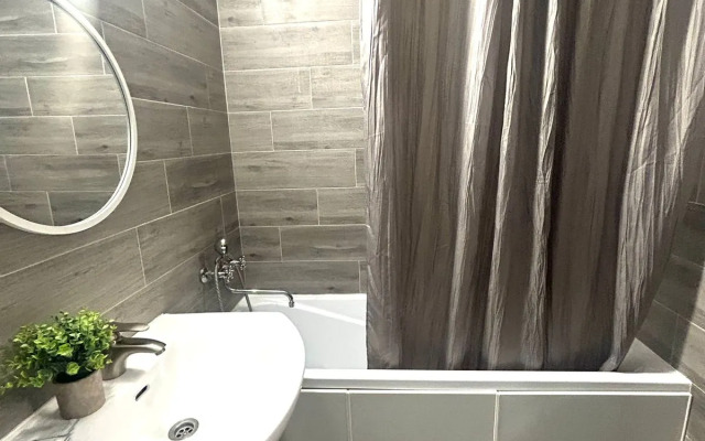 Квартира Уютная Для Двоих Рядом с Планетой