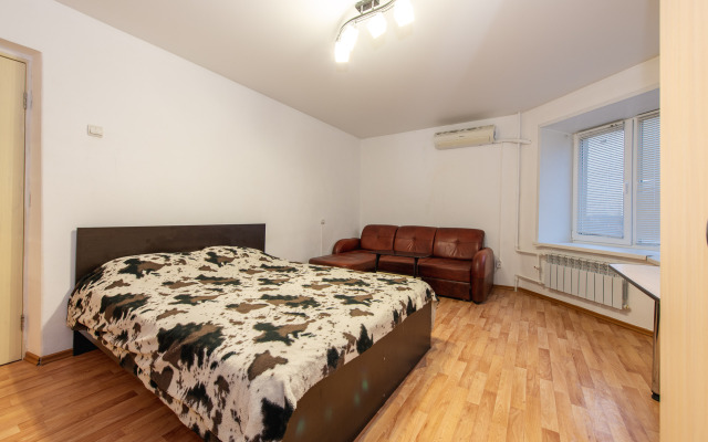 Апартаменты Яр-сутки на Московском 159