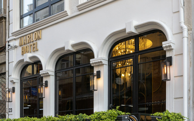 Отель Marlon