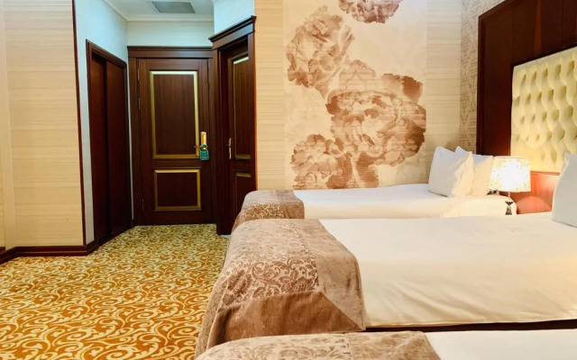 Clover Boutique Hotel