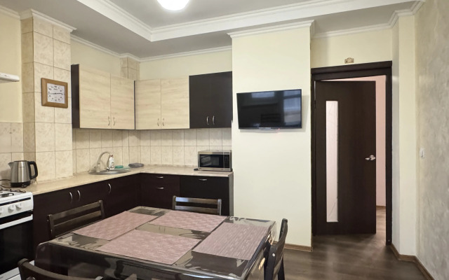 Апартаменты Большая двухкомнатная квартира