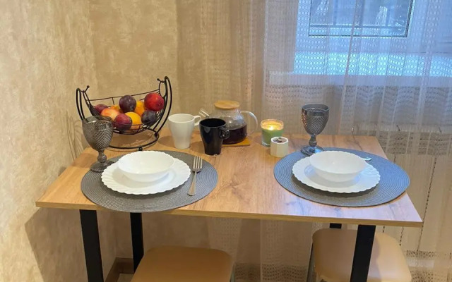 Uyutnaya Kvartira U Morya V Tsentre Flat