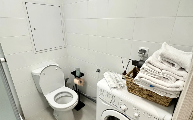 Dizaynerskaya na 33 Etazhe Flat