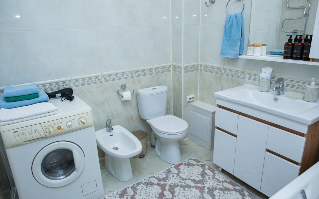 Spelaya Vishnya v Tsentre Goroda Apartment