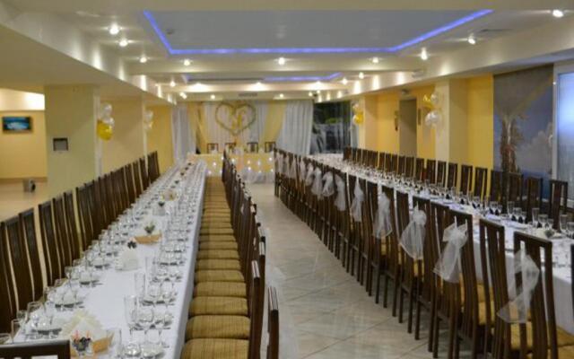 Mirabel Hotel