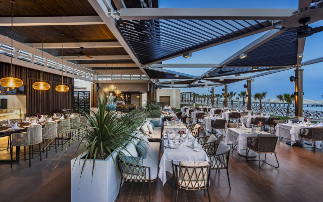 Calista Luxury Resort