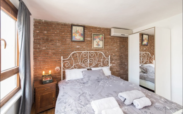 Апартаменты In the heart of Istanbul - Galata Tower view