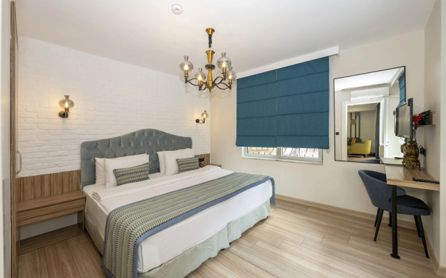 The Marions Suite Hotel