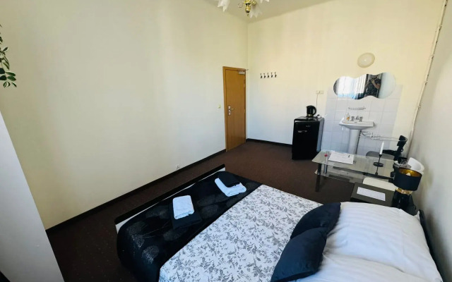 Отель Mazowiecki