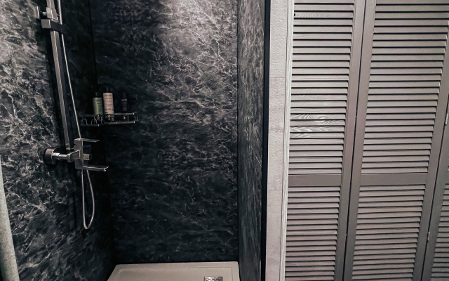 Частный дом  Belov House  с панорамным остеклением у леса