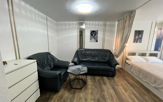 Апартаменты у верхнего озера и парка Юность