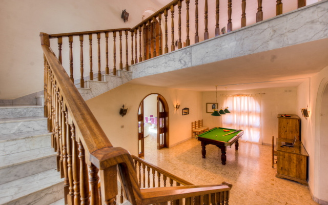 050 Fantastic Family Fun Villa St Julians