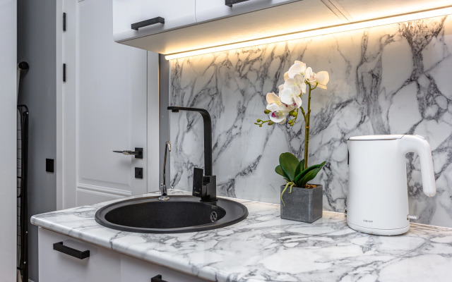 Апартаменты с витражом