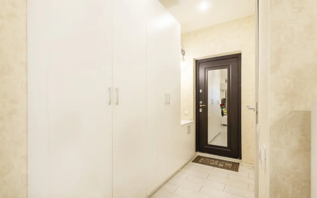 Апартаменты Prince Apartments на ПроспектеСтроителей 18 (186)