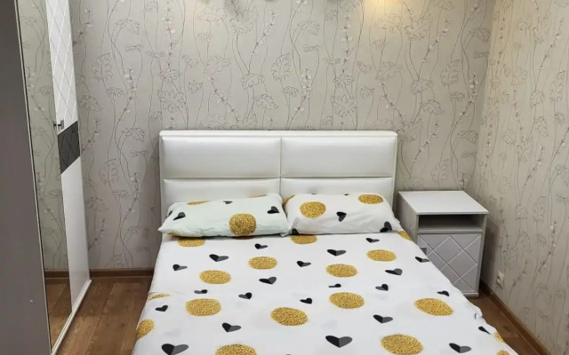 Ordzhonikidze 1/2 Apartments