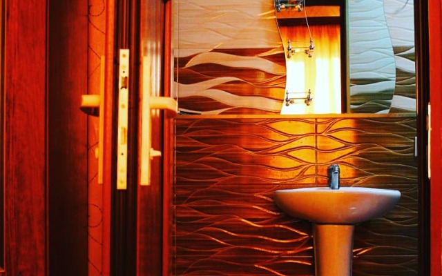 Ingrid Hotel