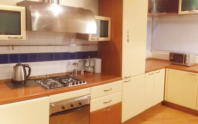 Kvartira V Tsentre G.baku, S Vidom Na More! Apartments