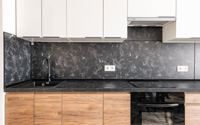 prostornaya vidovaya uglovaya uyutnaya evrotryoshka do 5 gostej flat