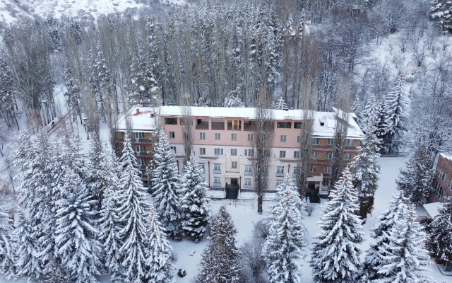 Отель Park Resort Aghveran