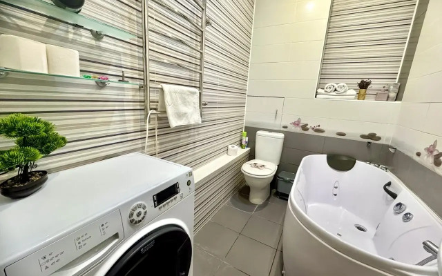 Buking39 U Muzeya Mirovogo Okeana Flat