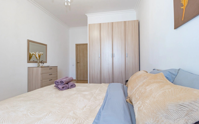 Ryadom S Mega Silk Way Apartments