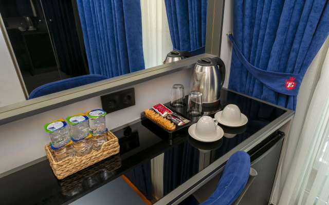 The Great Airport Hotel