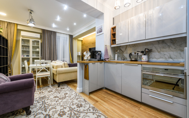 Oplot - Semejnye premium 1 Apartments