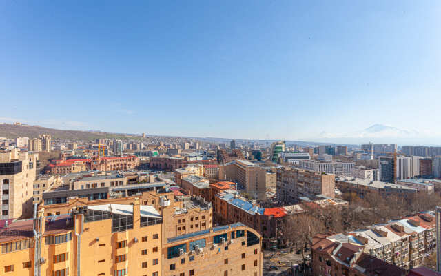 Cavalli studio on Koghbatsi str. 16-175B Flat