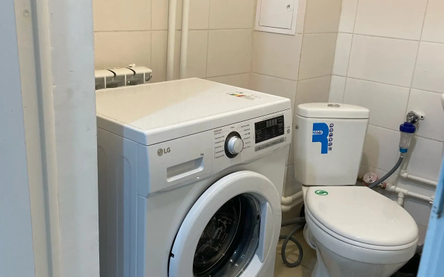 Posutochno Chernomorskaya Flat