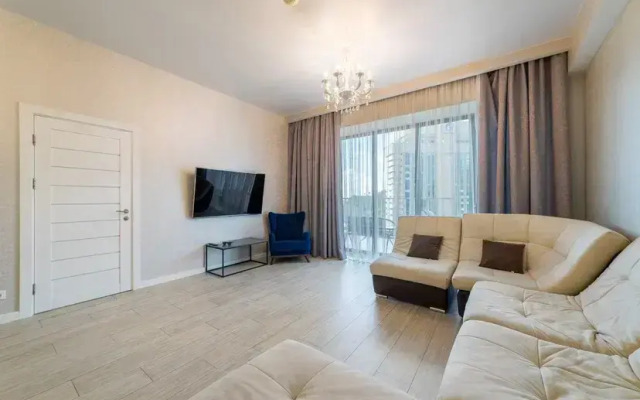 Апартаменты Просторные в ЖК Актер Гэлакси