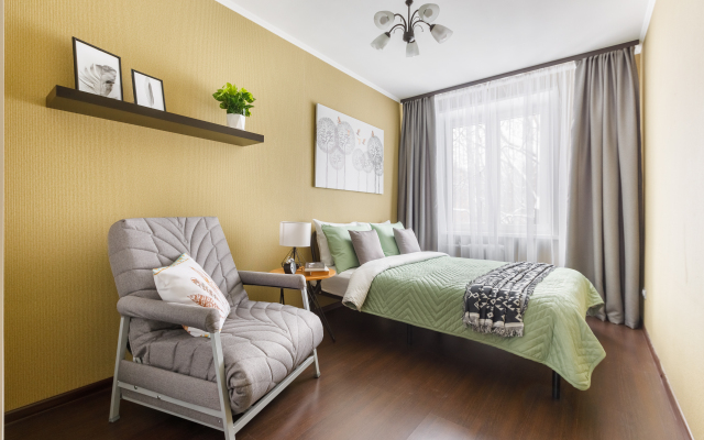 Trekhkomnatnaya ryadom NMITS imeni Ryzhikh Flat