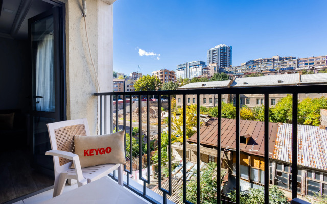 Keygo 0197 Ryadom S Parkom Imeni Diany Abgar Apartments