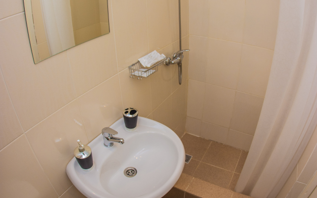 Гостиничный Комплекс Виктория - ZURO