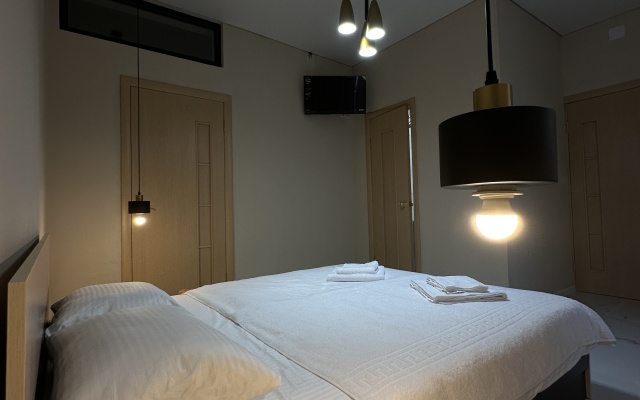 Aaron Mini-Hotel