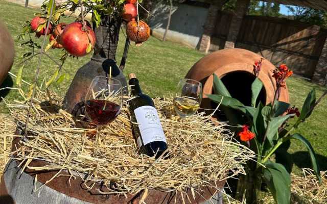 Отель Sazano Wine Cellar