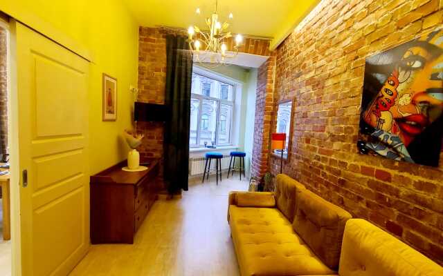 Апартаменты на Большом 13 Эркер