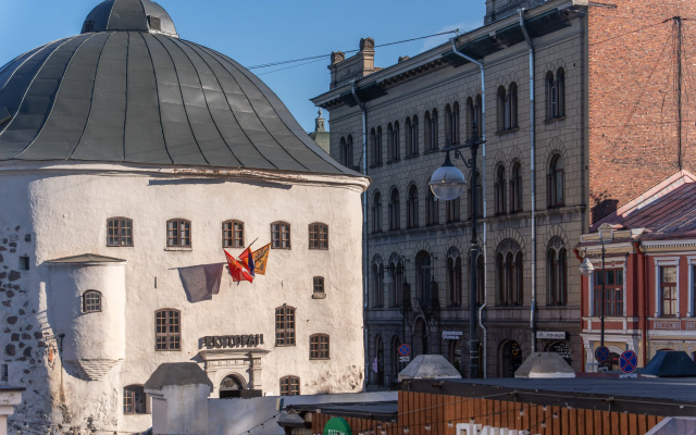 Kvartira Jail Apart prostornye apartamenty 105 m2 v centre Vyborga s dvuma spal'nami