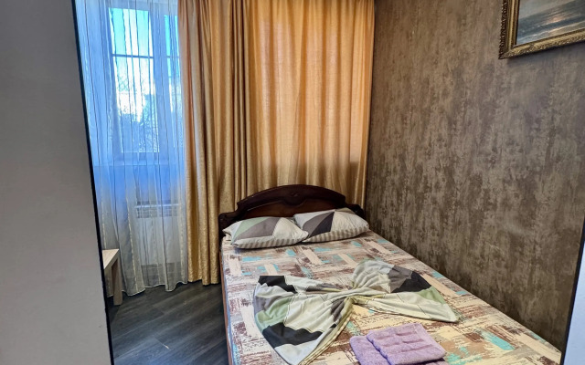 V Tsentre Goroda Flat