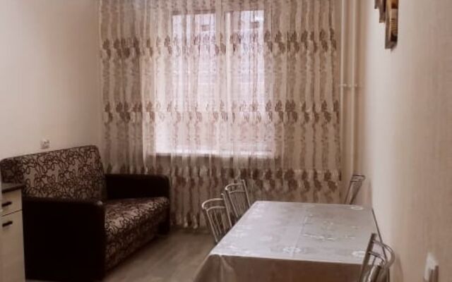 Апартаменты 2-х комнатные на Юности 3