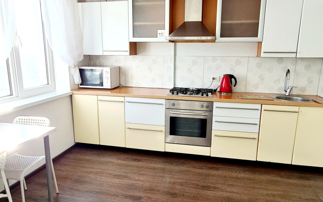 Uyutnaya 3kh Komnatnaya Ryadom s Parkom Flat