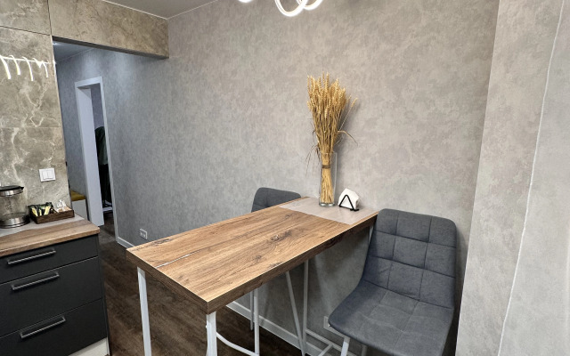 V Tsentre Goroda Flat