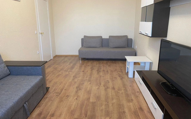 Квартира на 40-летия Победы 178к2