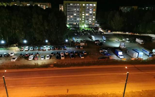 V Parkovom V Tsentre Severo-Zapada Apartment