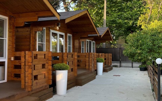 Shale Good House Abh