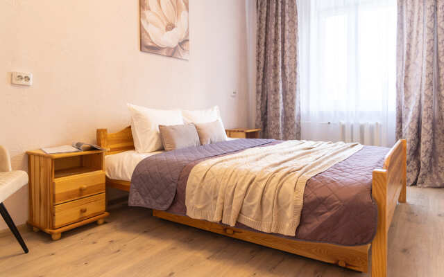 Lovelyhome39 u poyuschikh fontanov Apartments