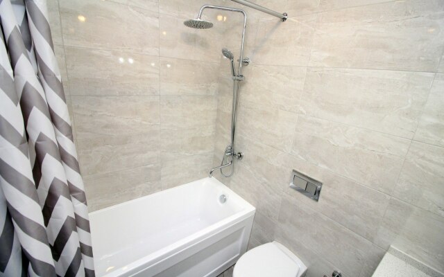 Апартаменты Luxury Apt 196