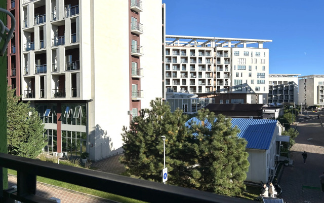 U morya Zhk Art Layt Siti (130) Flat