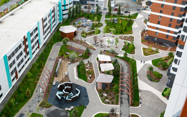 Квартира с фонтаном во дворе